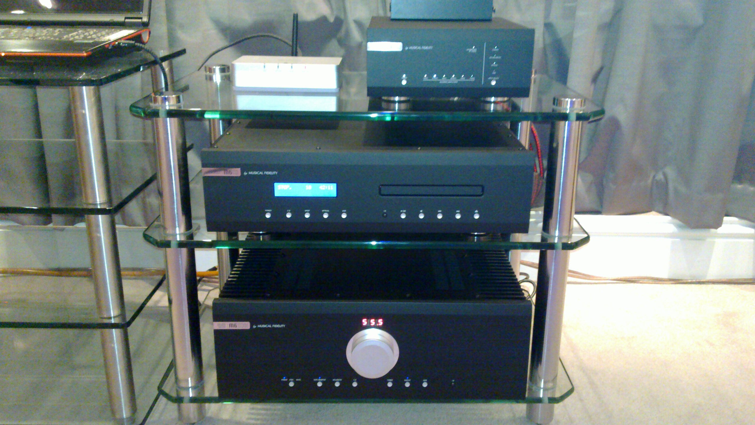 Arcam rDACkw and Musical Fidelity M1 DAC + V-Link All in One